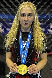 Анна Гиря