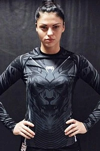 Светлана Зоткина