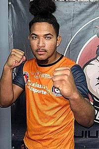 Adriano Vieira