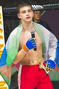 Юрий Рощин