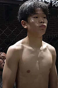 Young Woong Lee
