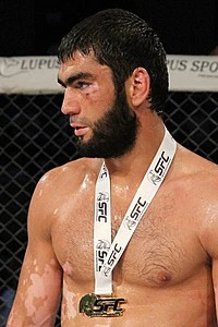 Али Эскиев