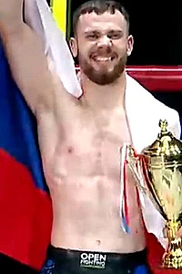 Максим Тарасов