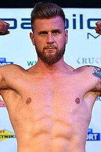 Лукаш Бжеский